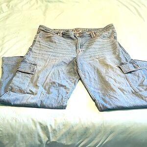 American Eagle Outfitters Super High-rise Baggy Wide Leg Cargo Jeans Women's 16R